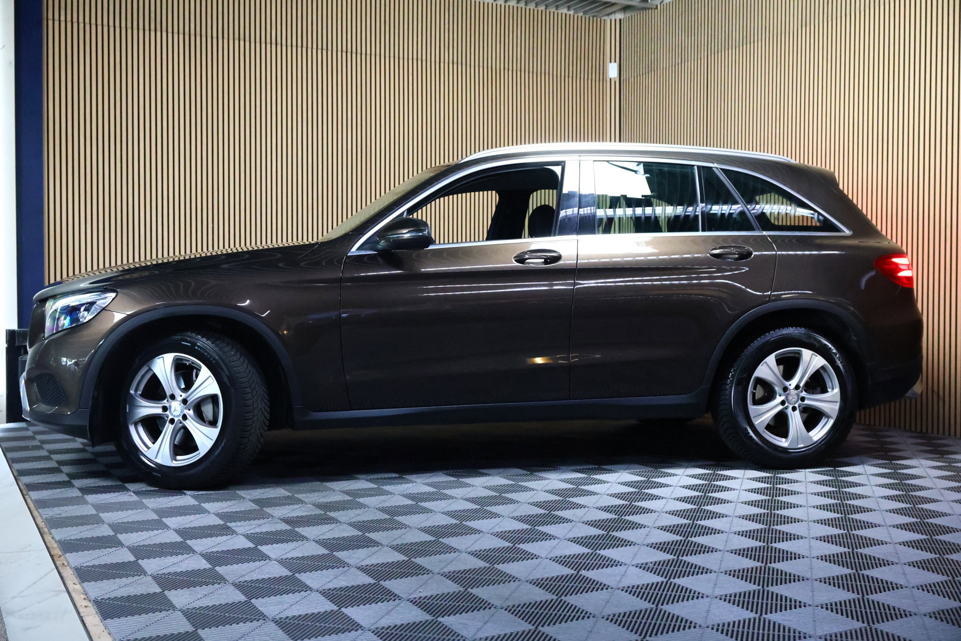 Mercedes-Benz 250 4MATIC Sport Edition Premium Plus NAVI CLIMA CAMERA BT LED '16 - foto 10