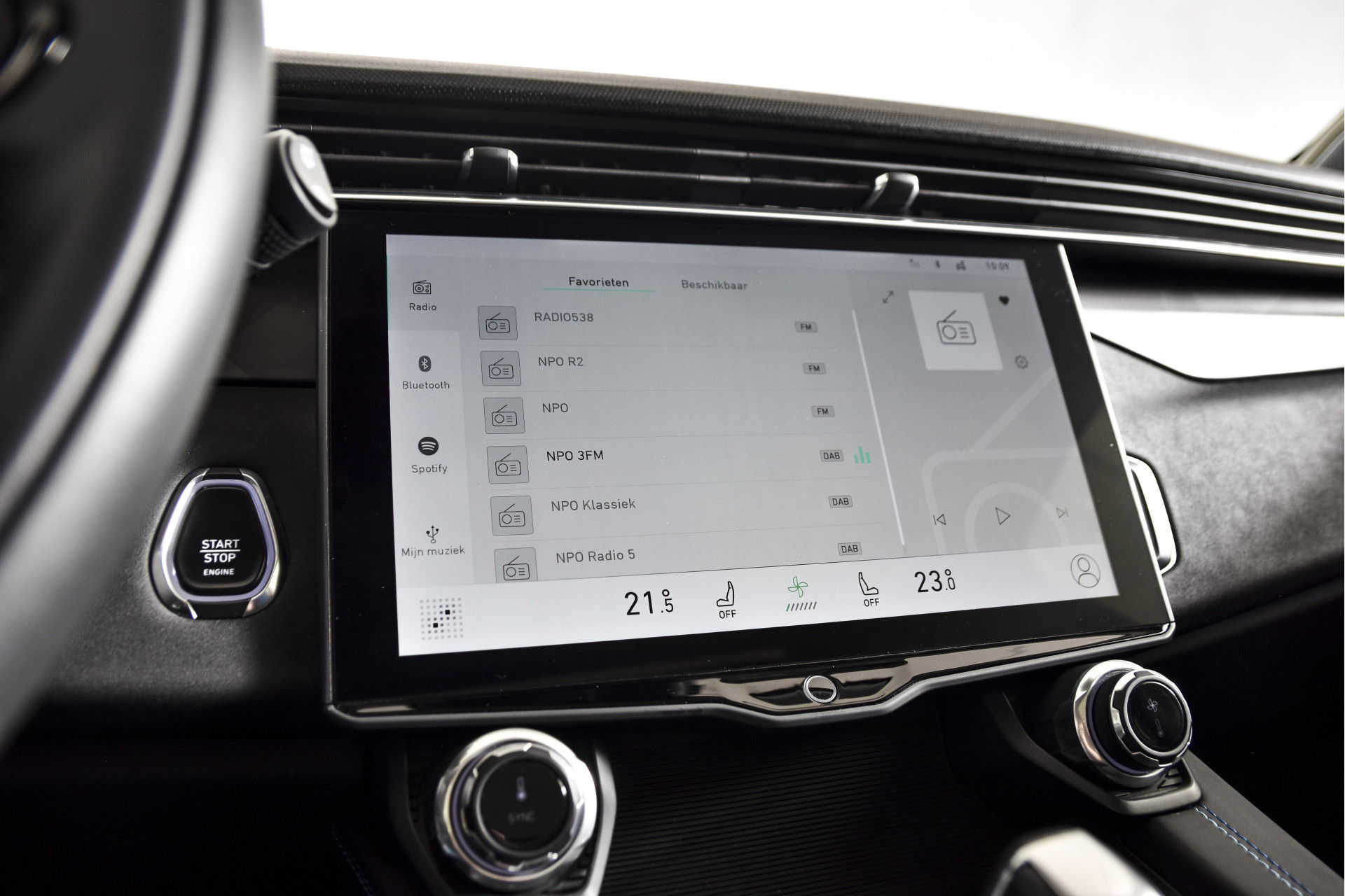 Lynk & Co - 01