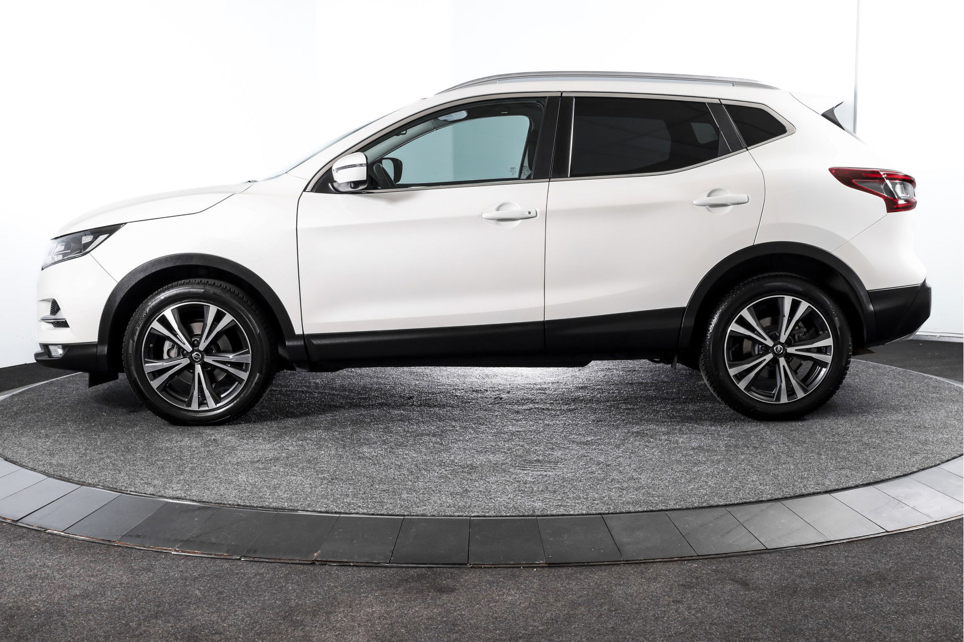 Nissan - QASHQAI