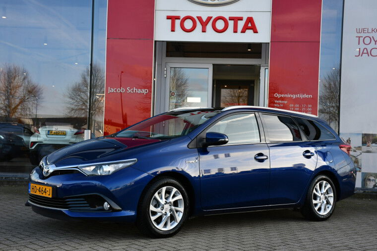 Foto van Toyota Auris Touring Sports 1.8 Hybrid Lease Pro Automaat 136pk