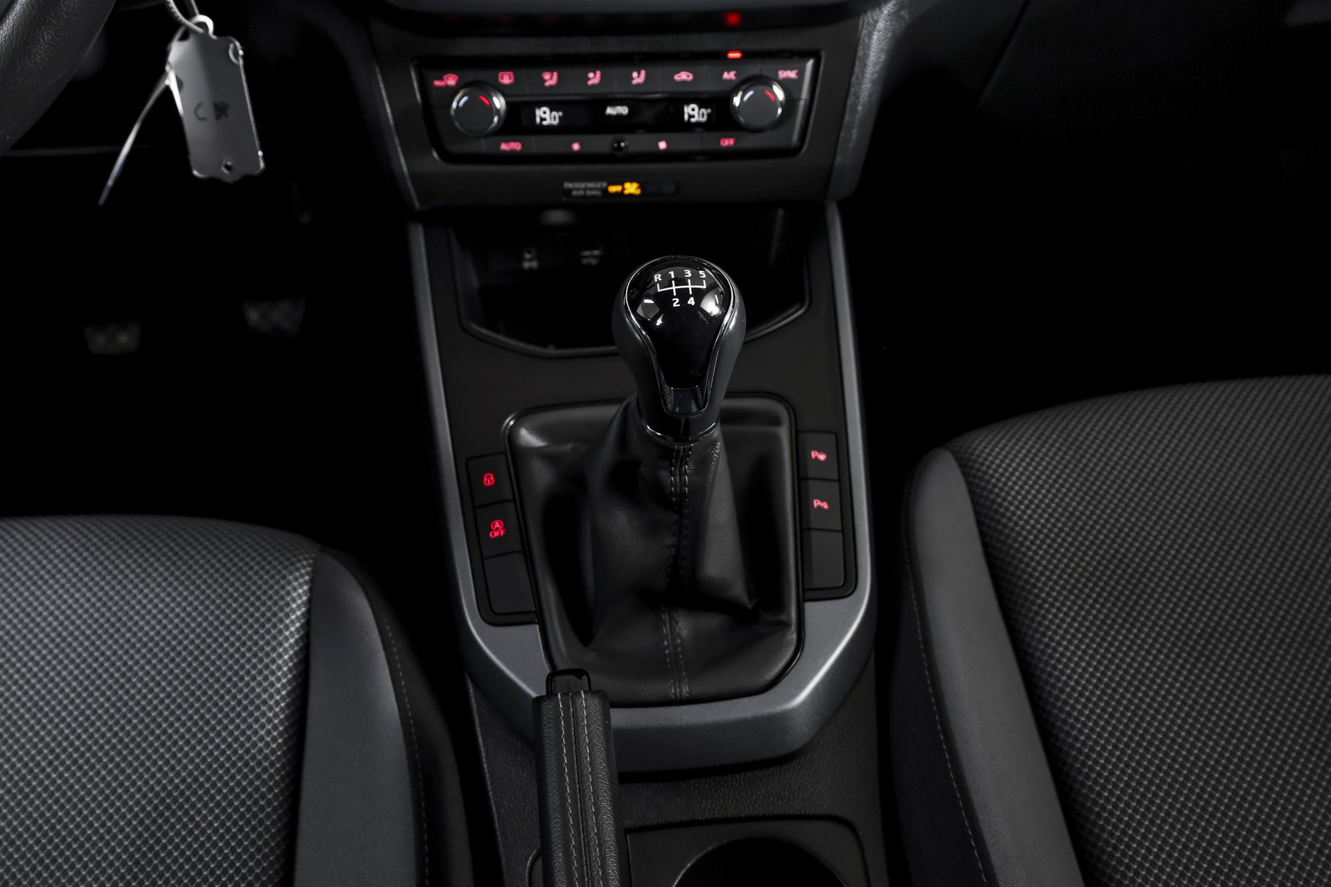 SEAT - Arona