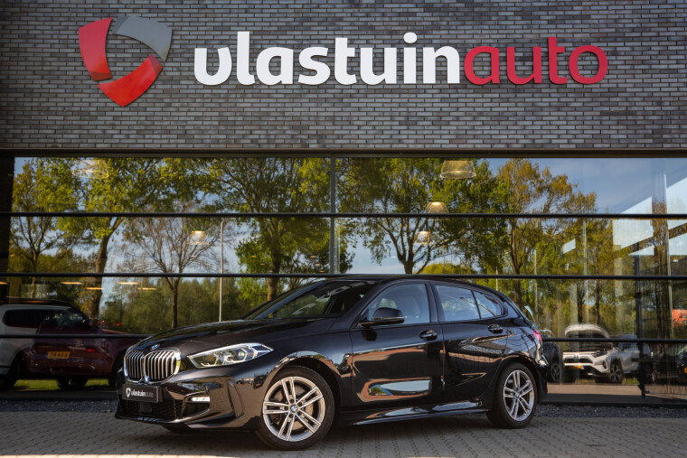 Foto van BMW 1-serie 120i High Executive M-Sport