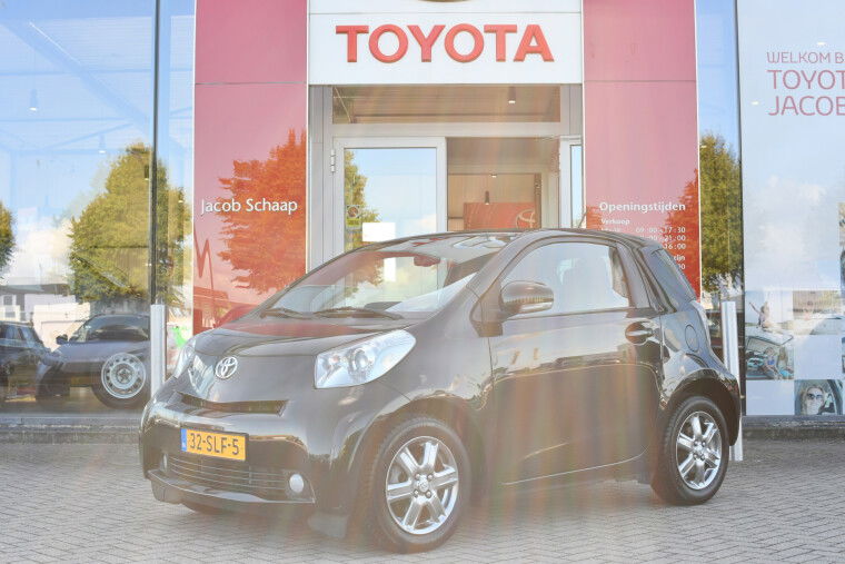 Foto van Toyota iQ 1.0 VVT-i Aspiration 68pk