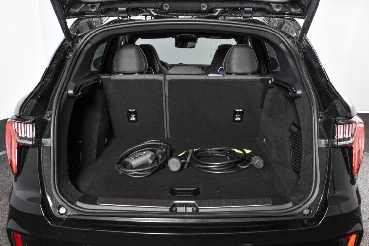 Lynk & Co - 01