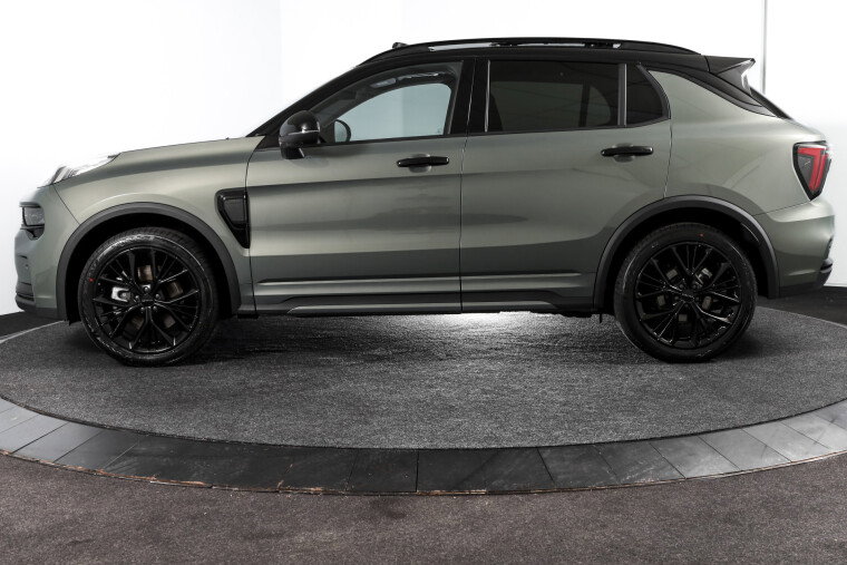 Lynk & Co - 01