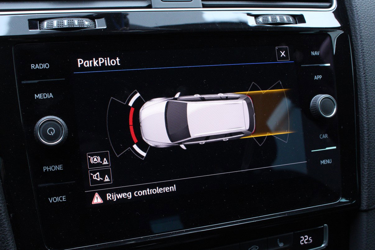 Volkswagen Variant 1.5 TSI R-Line 1eEIGNR! NAV BT STOELVW PDC '19 - foto 20