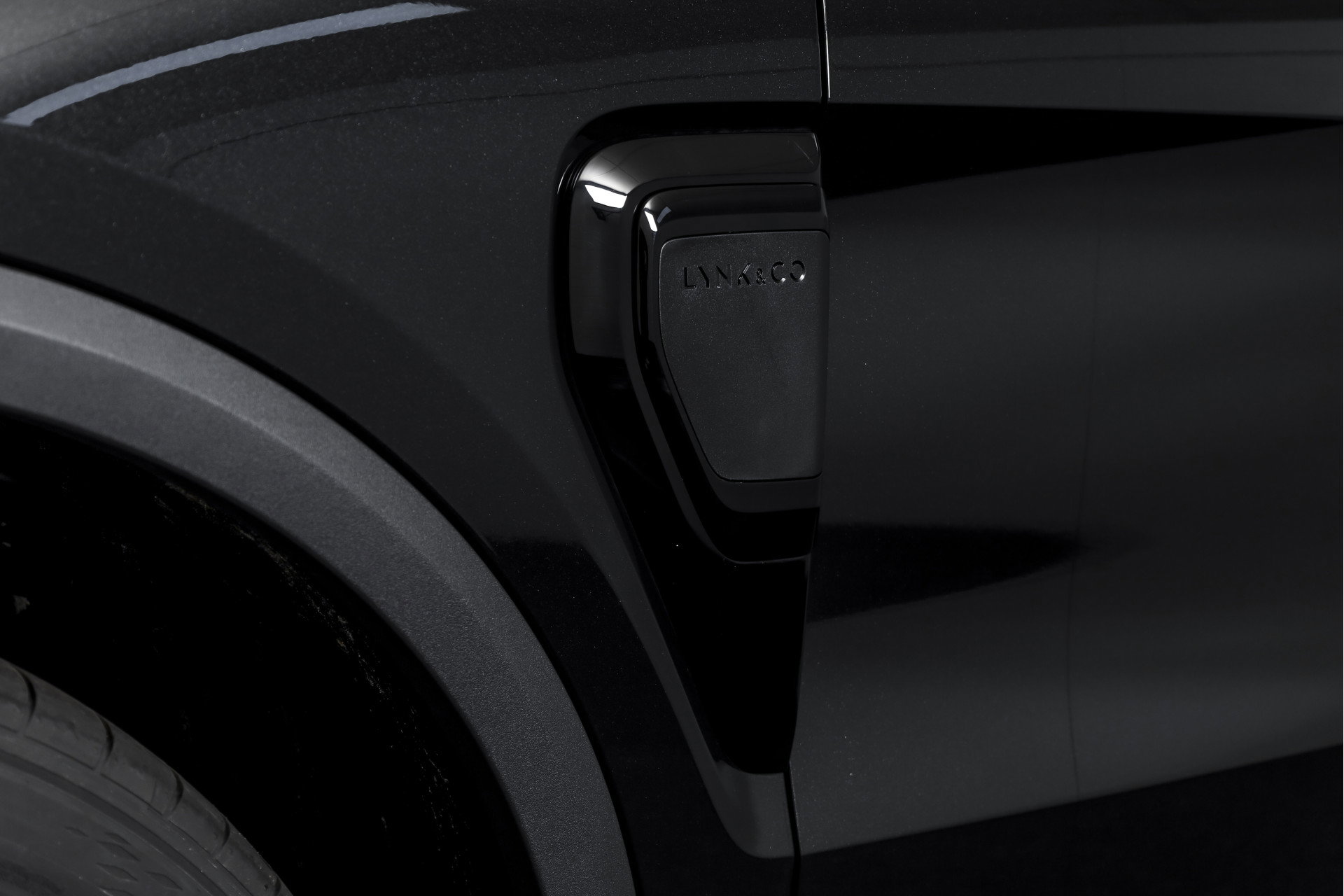 Lynk & Co - 01