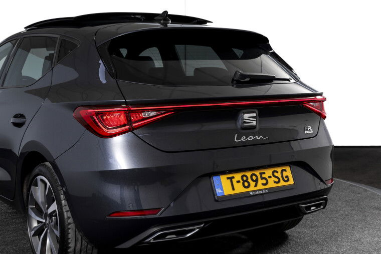 SEAT - Leon