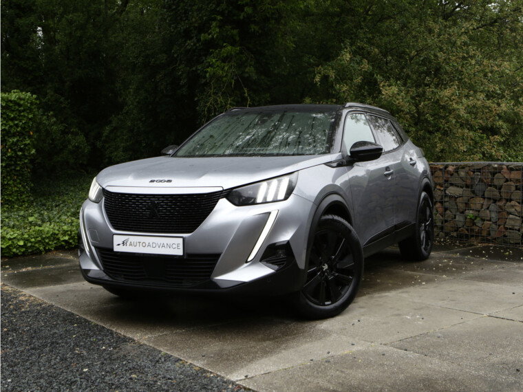 Foto van Peugeot e-2008 EV GT Pack Noir 50 kWh