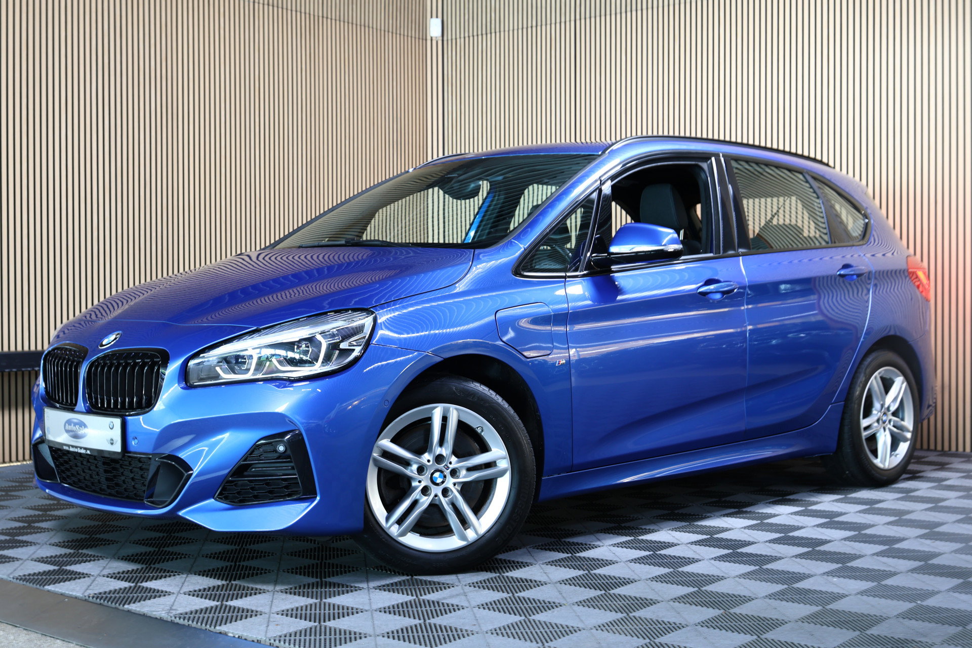 BMW Active Tourer 225xe M SPORT iPerform PLUGIN AUTOM PANO NAVI "20 - foto 10
