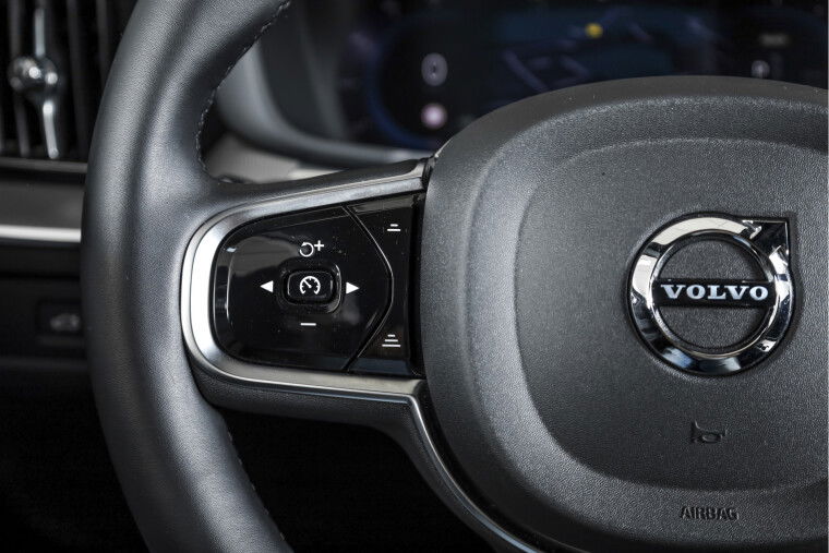 Volvo - XC60