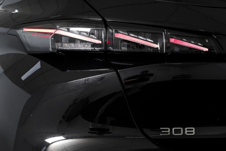 Peugeot - 308