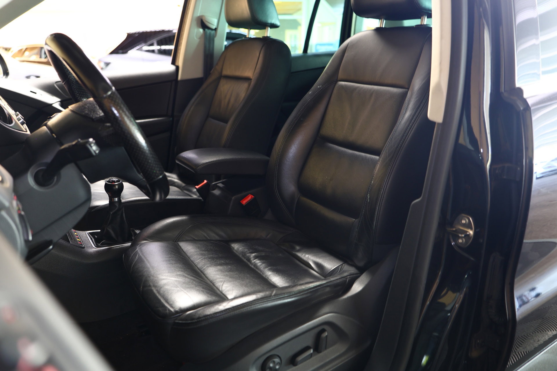 Volkswagen 1.4 TSI SPORT STYLE LEDER PANORAMADAK NAVI CRUISE PARK ASSIST'10 - foto 30