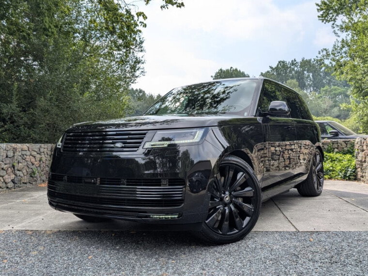 Foto van Land Rover Range Rover P550e SVAutobiography Black