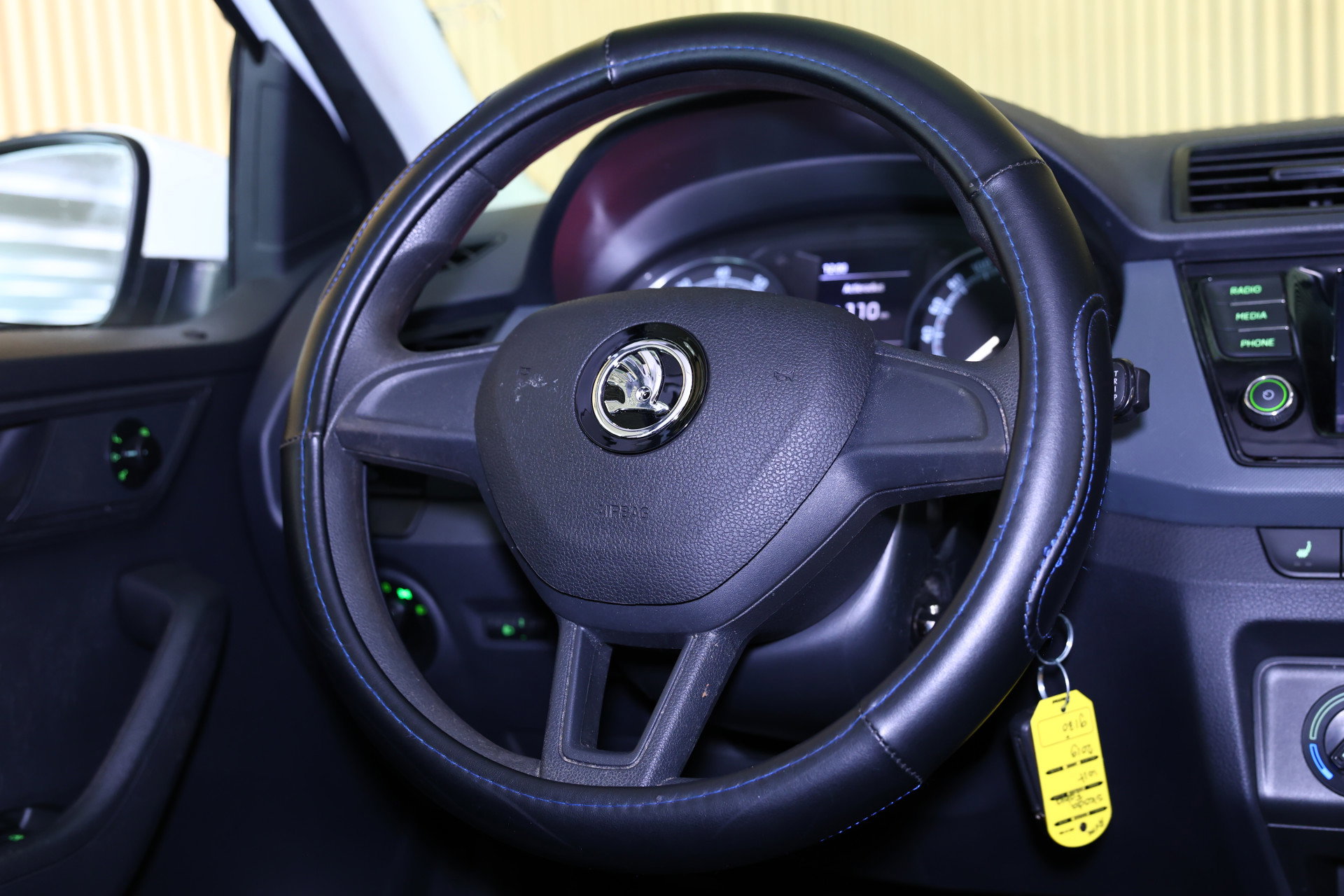 Škoda AVM AIRCO BLUETOOTH STOELVW PDC "19 - foto 24