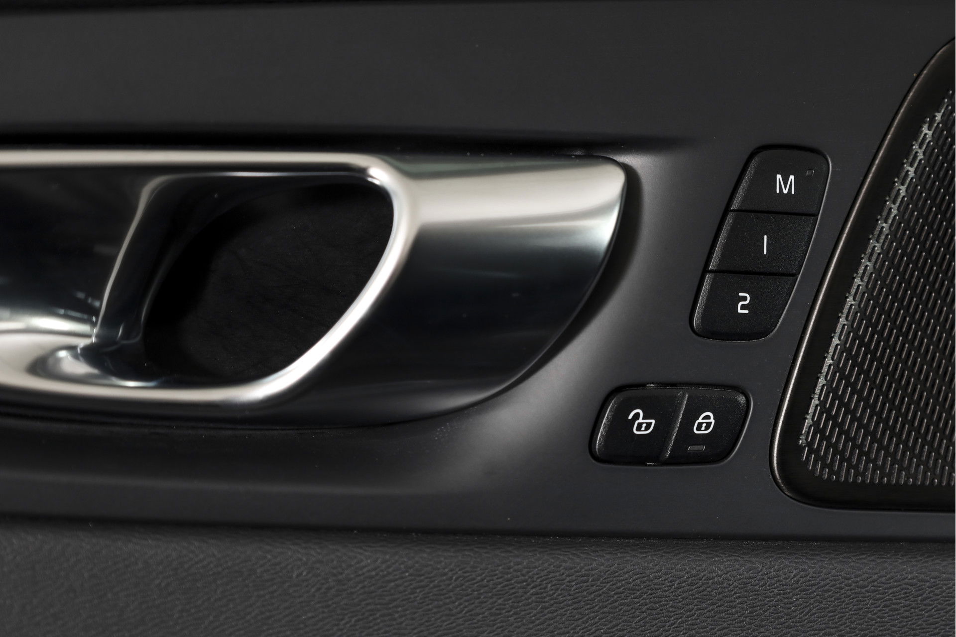 Volvo - XC60