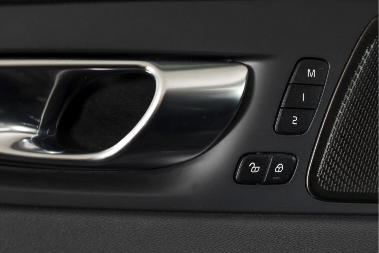 Volvo - XC60