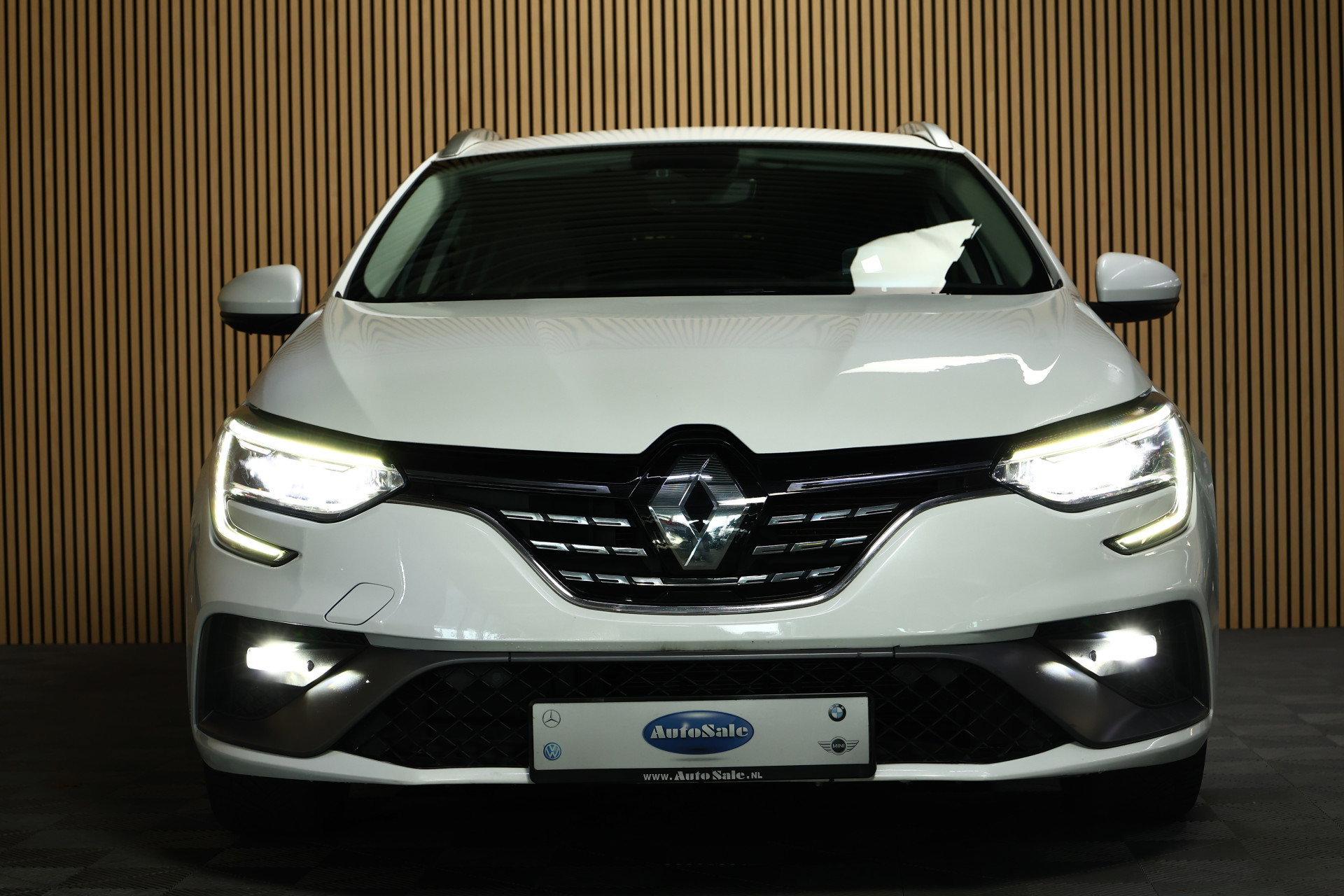 Renault Estate 1.6 Plug-In Hybrid 160 RS Line BOSE CARPLAY PDC CAMERA "21 - foto 5