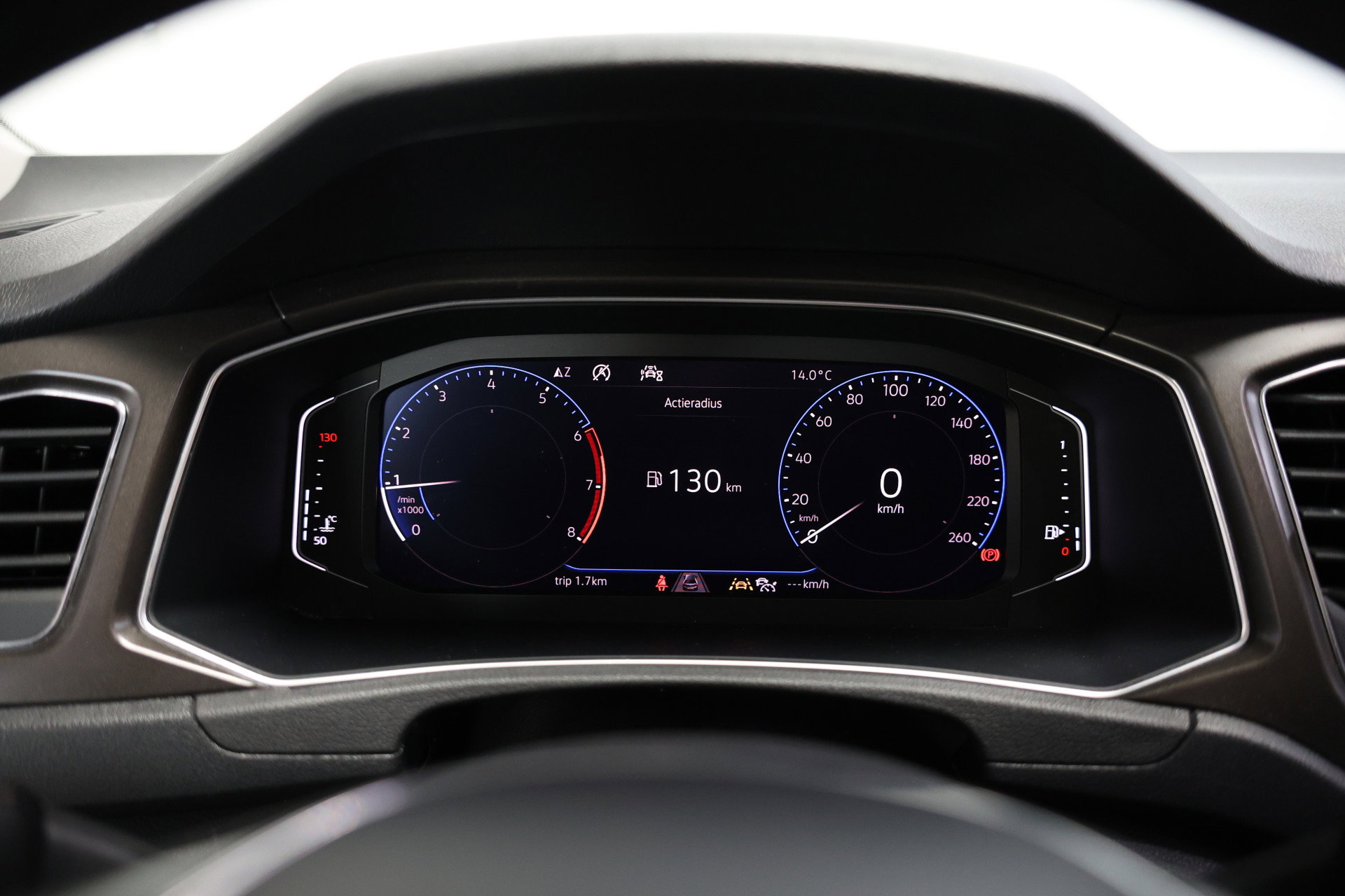 Volkswagen 1.0 TSI R-Line CLIMA VIRTUAL PDC CARPLAY CAMERA PANO LANE+FRONT Ass. '19 - foto 15