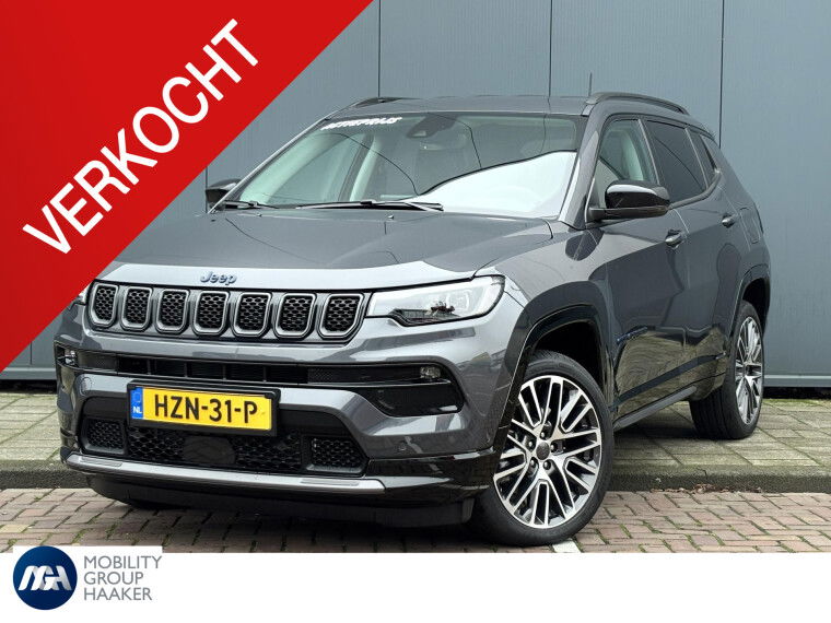 Foto van Jeep Compass 4xe 240 Plug-in Hybrid Electric Summit