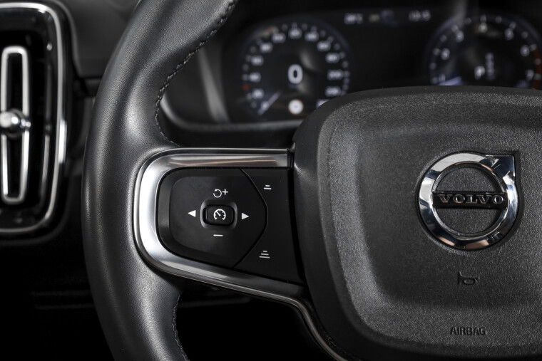 Volvo - XC40