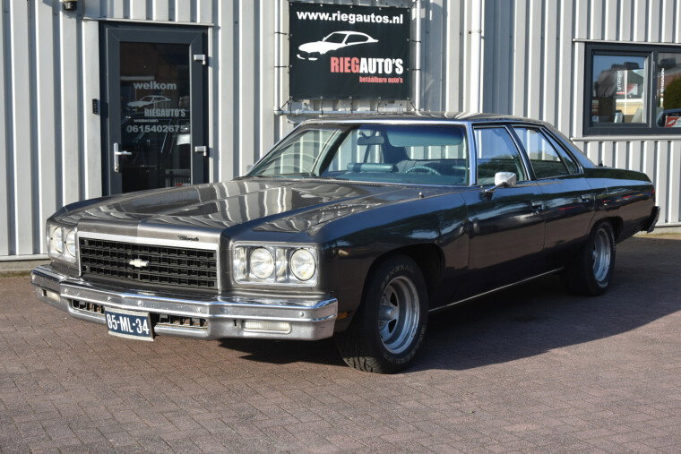 Foto van Chevrolet Impala 1 BL 69 Sport 350 ci Bouwjaar 1976. Nederlands geleverd!!
