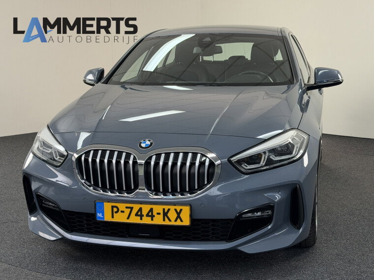 Foto van BMW 1 Serie 118i High Executive M-Sport Automaat