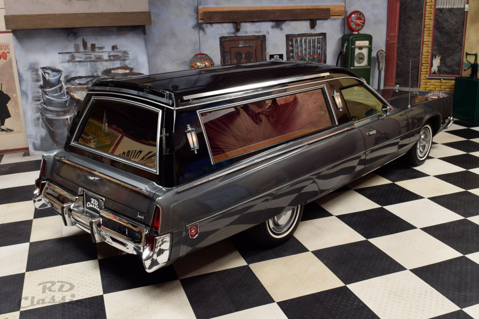 Chrysler Imperial Hearse / Leichenwagen / Niederl?ndische Papie RD