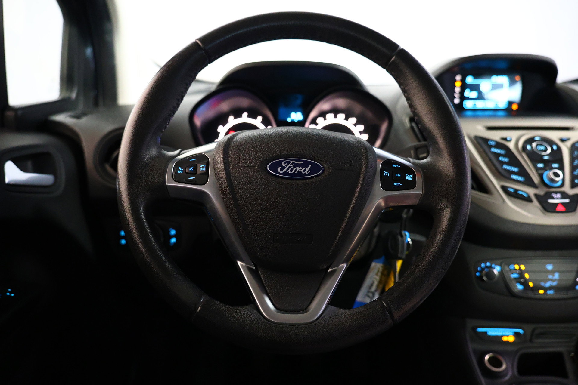 Ford 1.0 Titanium AIRCO CRUISE PDC BT STOELVW '17 - foto 11