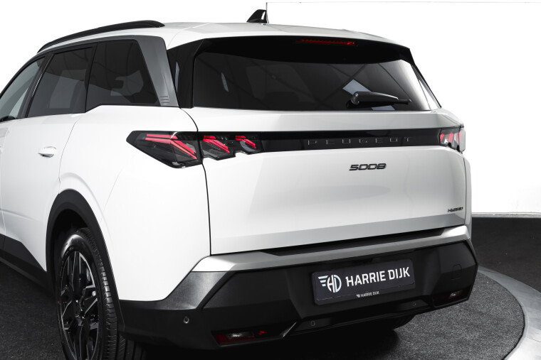 Peugeot - 5008