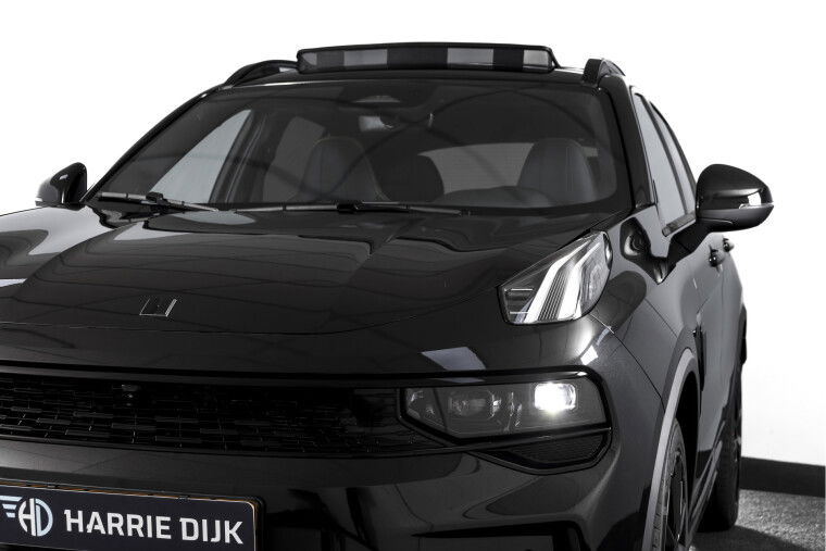 Lynk & Co - 01