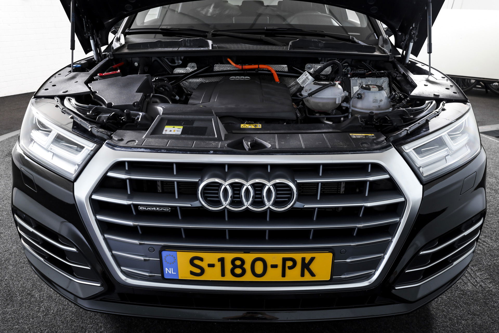 Audi - Q5