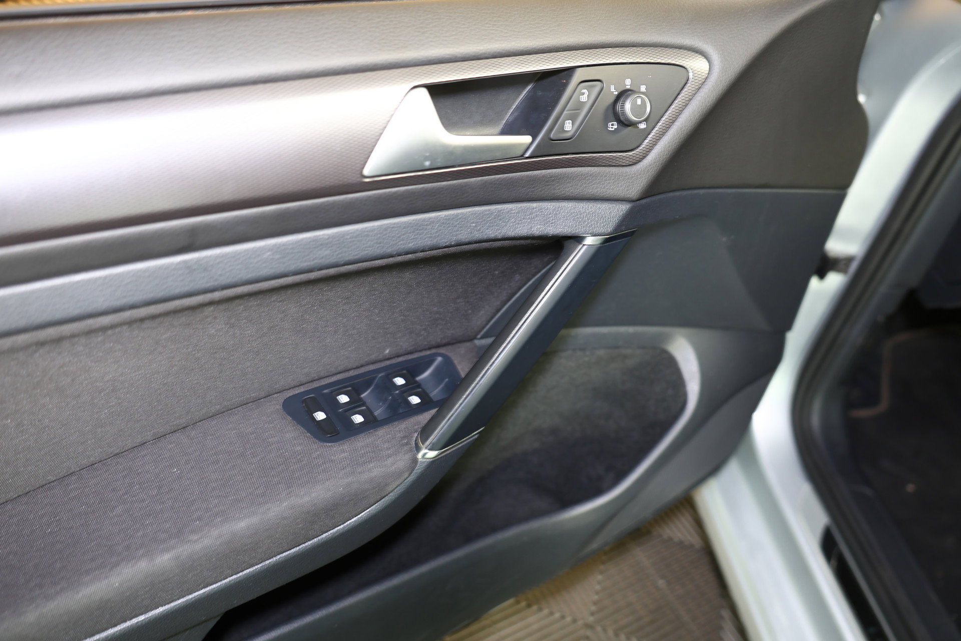 Volkswagen 1.4 TSI Highline LOUNGE AUTOMAAT ECC CRUISE PDC STOELVERWARMING '14 - foto 11