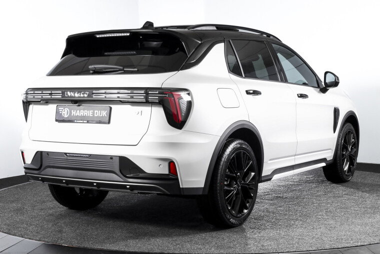 Lynk & Co - 01
