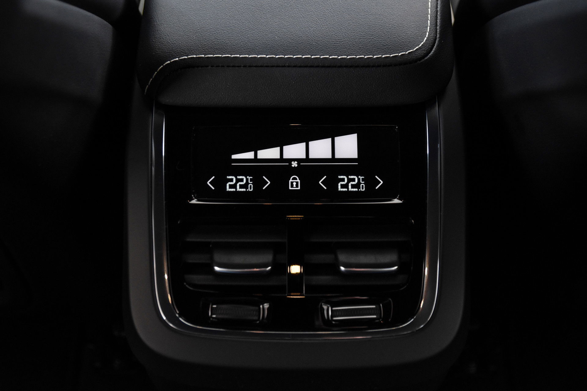 Volvo - XC60