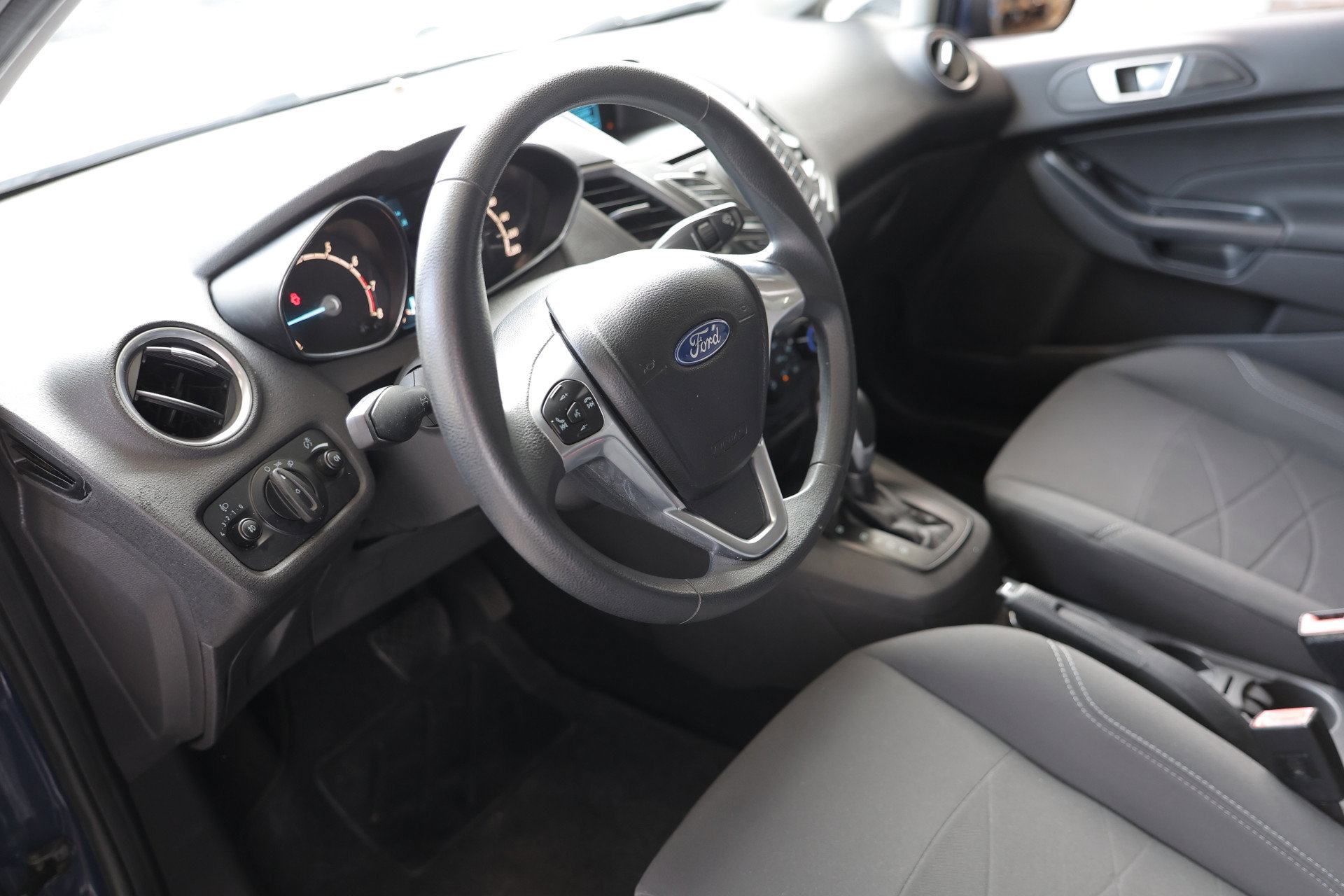 Ford 1.0 EcoBoost Titanium AUTOMAAT BT AIRCO 101pk LMV '14 - foto 10