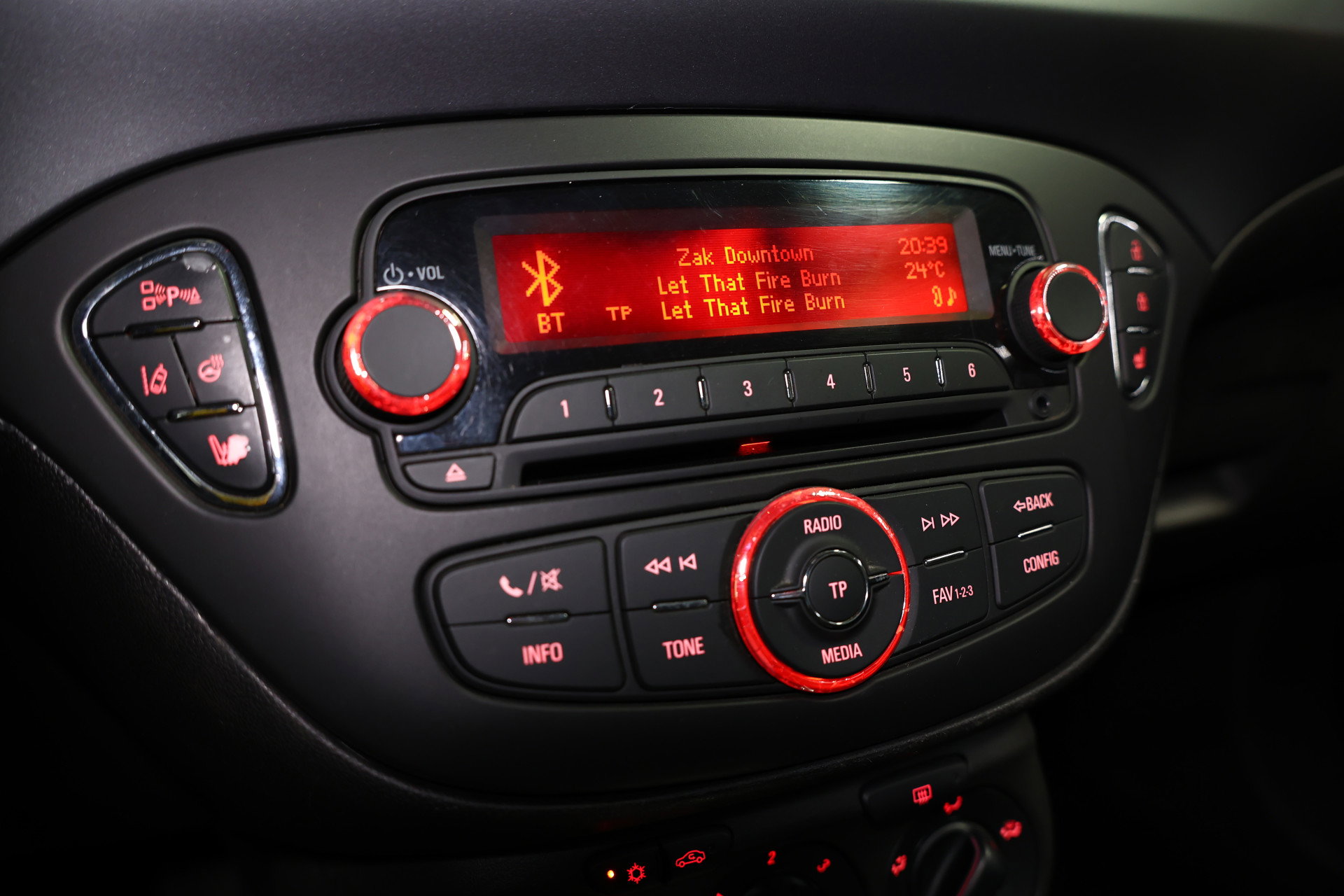 Opel 1.4 Color Edition AVM AUTOM AIRCO LANE PDC BLUETOOTH "16 - foto 16