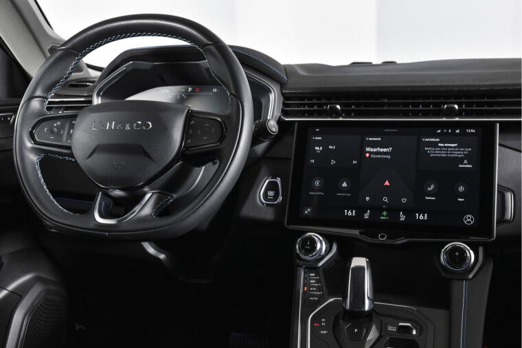 Lynk & Co - 01