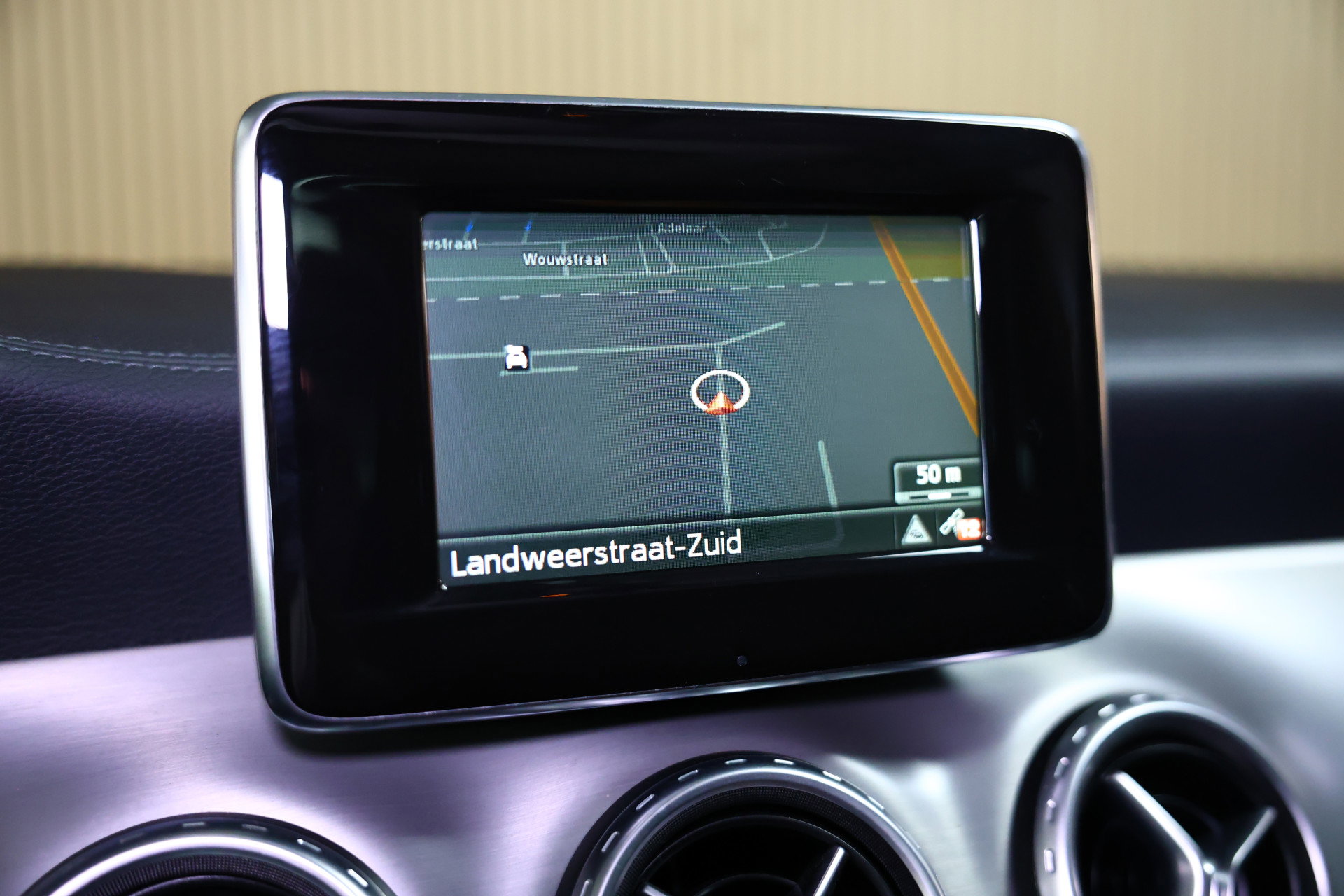 Mercedes-Benz 200 AMG Prestige PANODAK NAVI CLIMA CRUISE BT KEYLESS `14 - foto 22