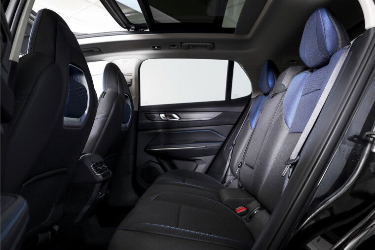 Lynk & Co - 01