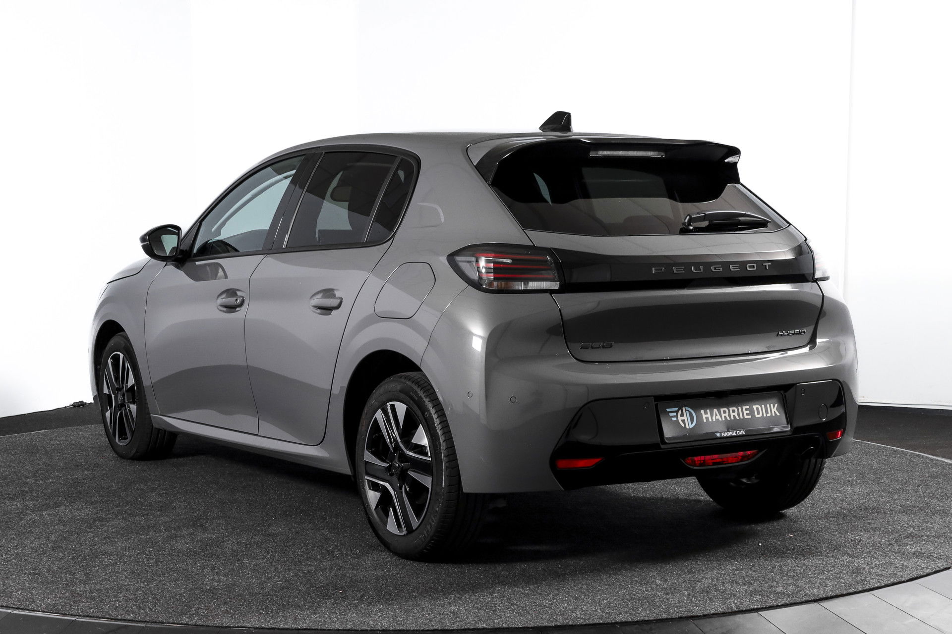 Peugeot - 208