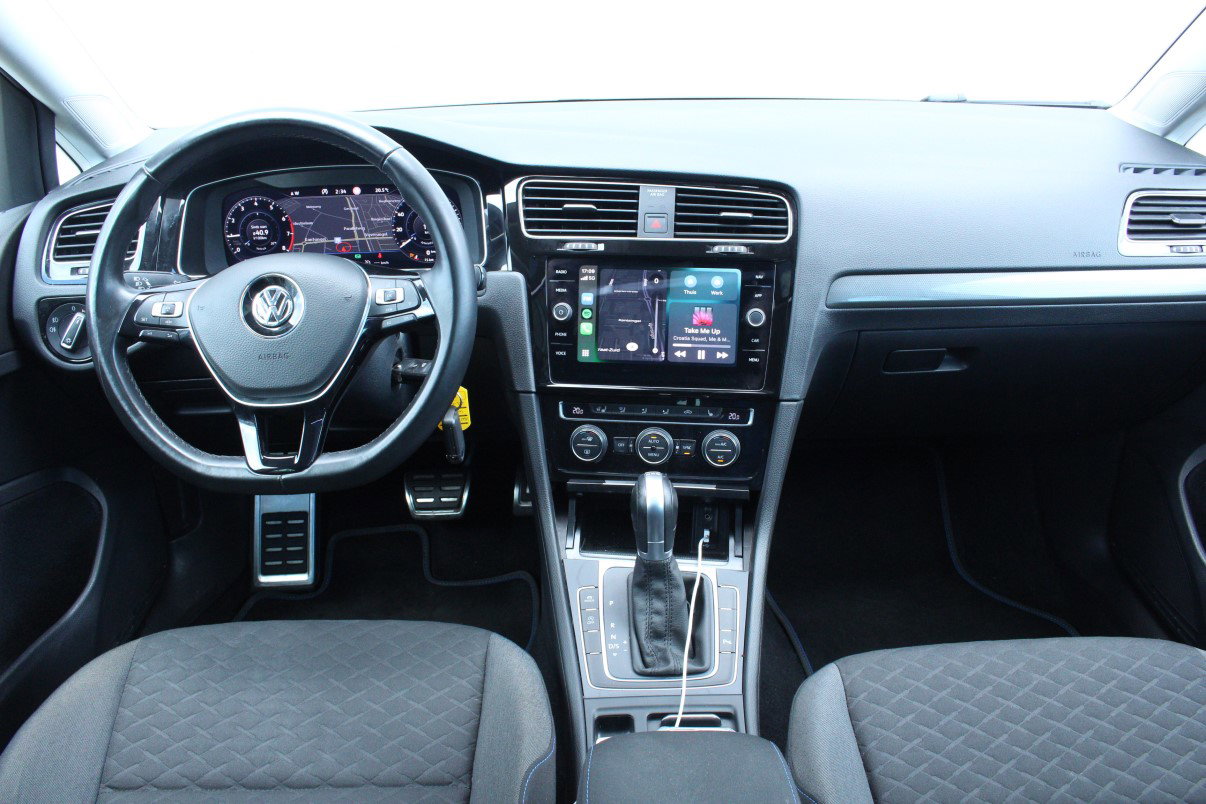 Volkswagen Variant 1.5 TSI DSG Highline PANO VIRTUAL CARPL ACC STUURVW '19 - foto 2