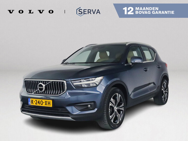 Foto van Volvo XC40 B4 Inscription | Panoramadak | Park assist | Cruise control | Elektrische stoelen