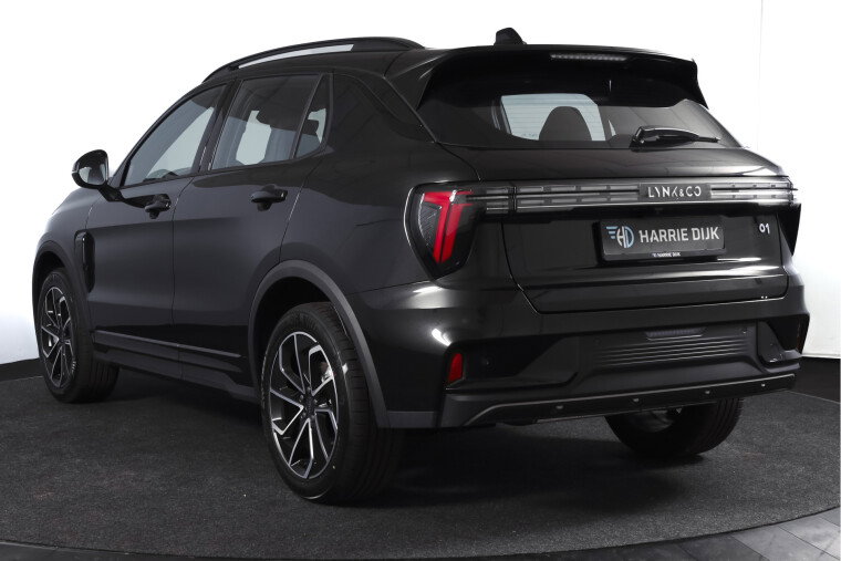 Lynk & Co - 01