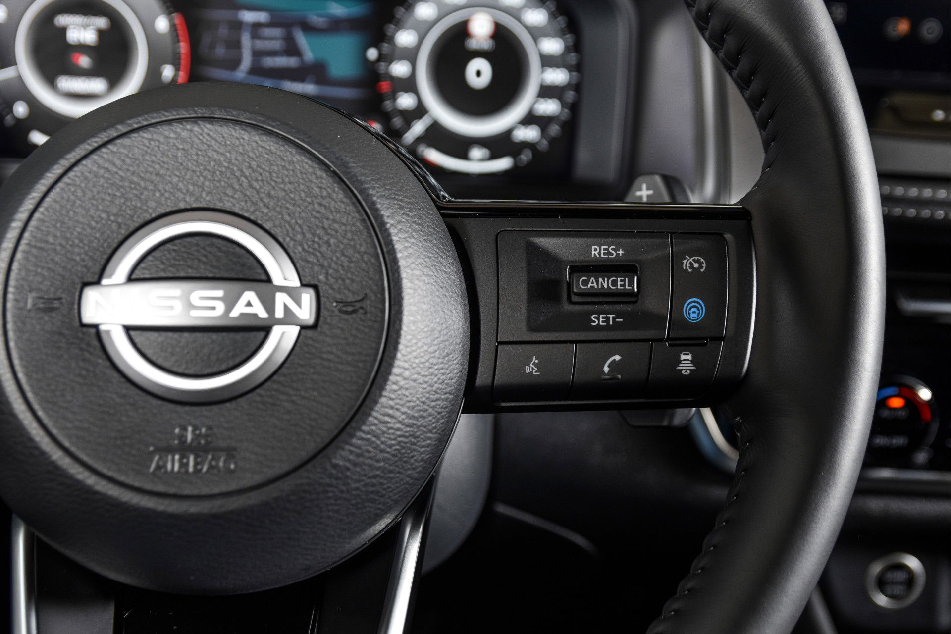 Nissan - QASHQAI