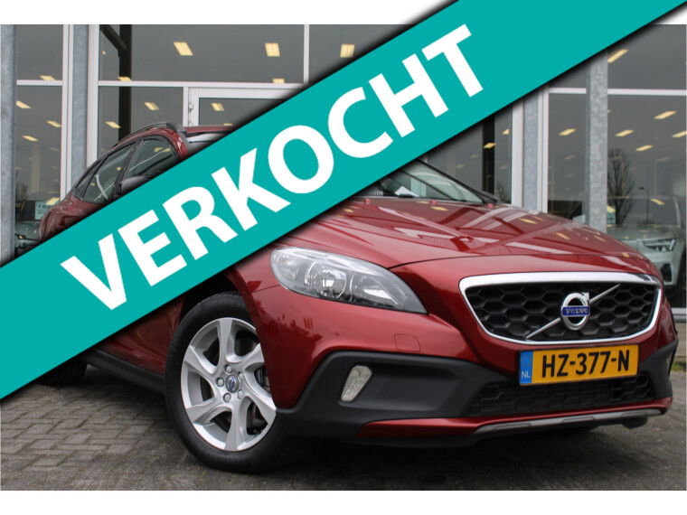 Foto van Volvo V40 Cross Country T3 Summum