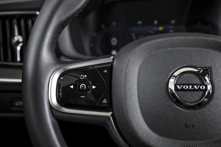 Volvo - XC60
