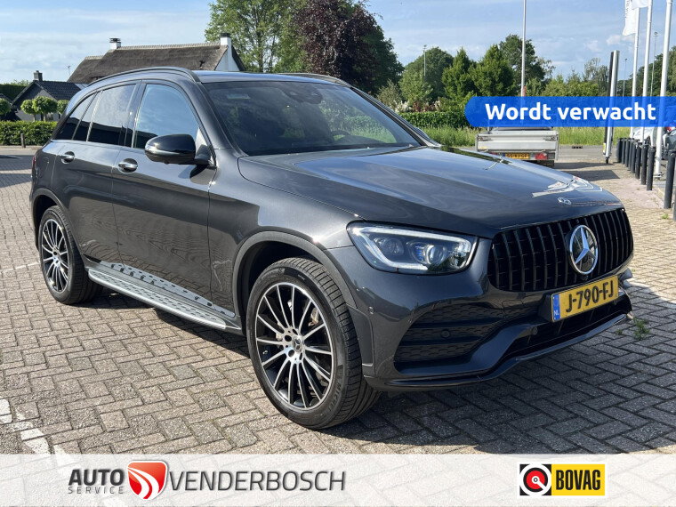 Mercedes-Benz GLC 300e 4MATIC Premium Plus