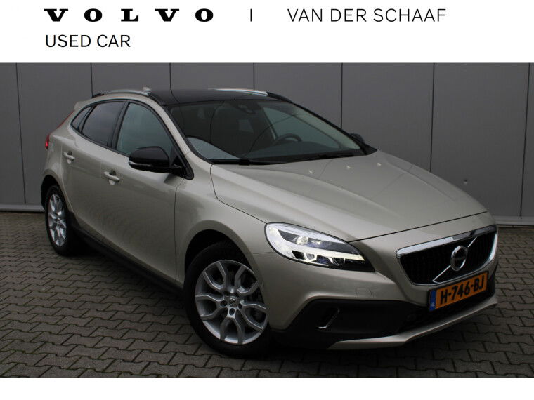 Foto van Volvo V40 Cross Country T3 automaat Polar+ Luxury