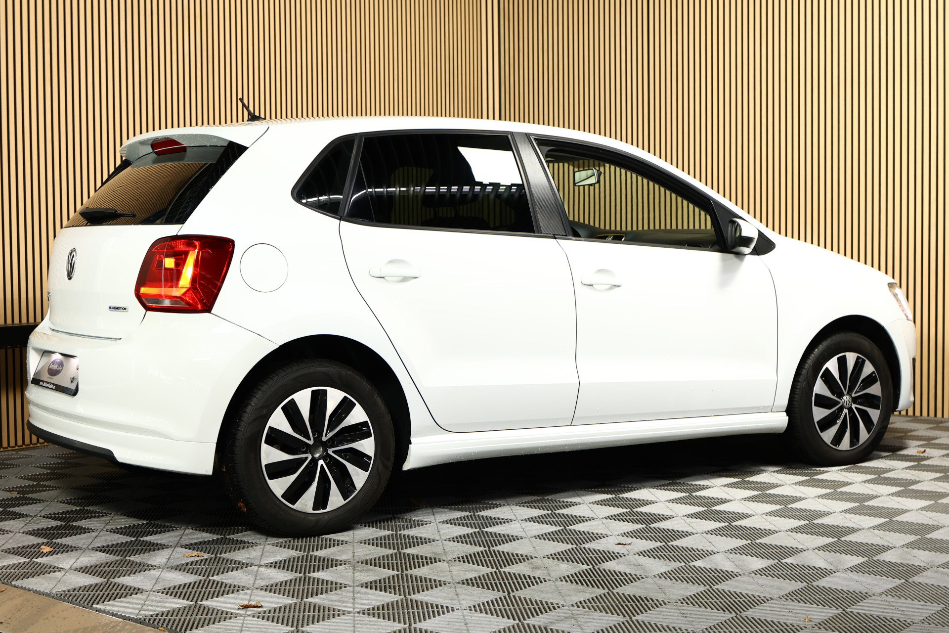 Volkswagen 1.2 TSI Highline 90dkm AIRCO ACC STOELVW "16 - foto 6